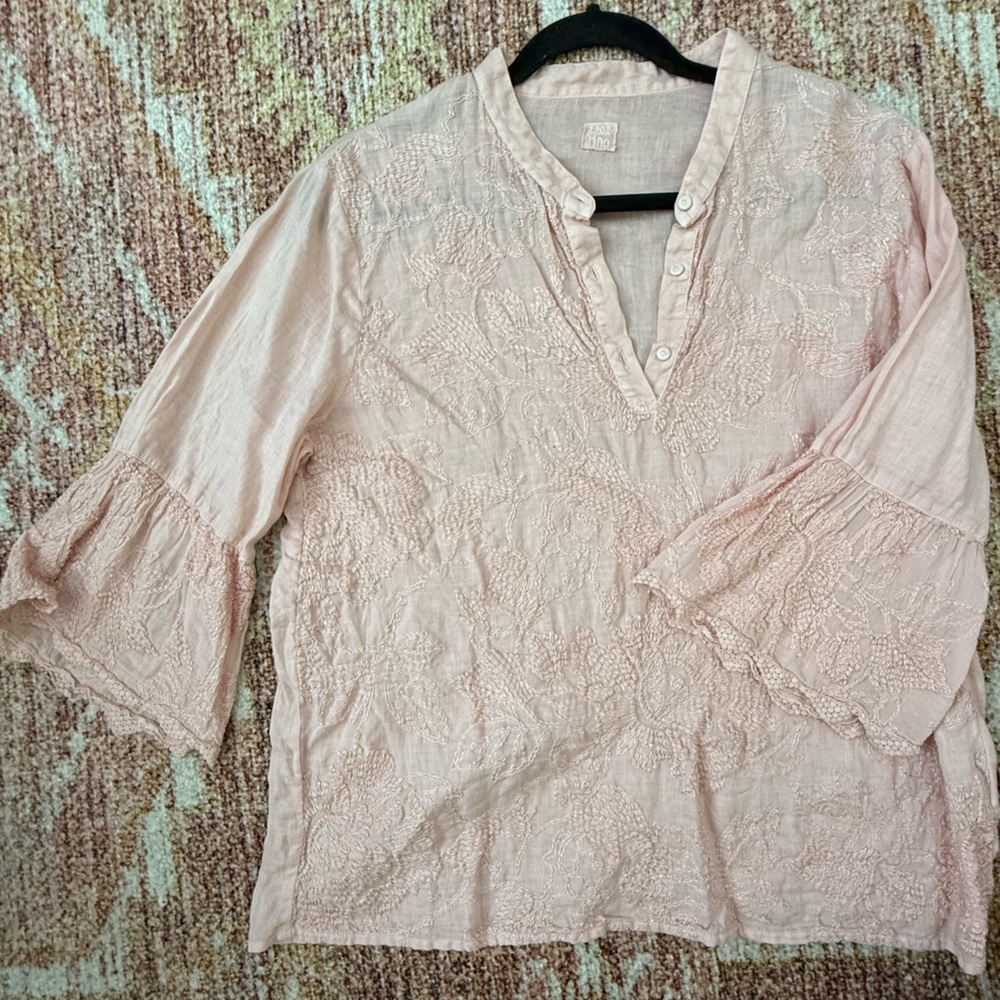 120% Lino Soft Pink Eyelet Embroidered Linen Tunic Top Bell Sleeves Quiet Luxury